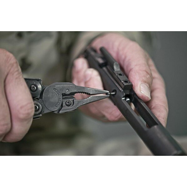 Мультитул Leatherman Mut-Black-Molle (850122N)